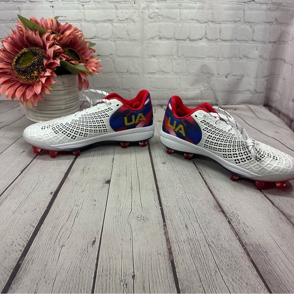 new without box Under Armour baseball softball molded cleats sz 9.5 womens - Picture 3 of 7